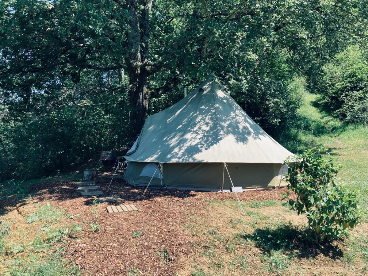 Tente Bivouac Option Bain Chauffee Au Bois Idrac-Respailles 外观 照片